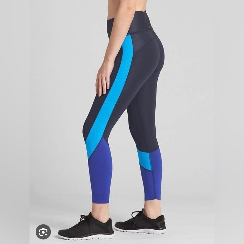 ❗️CLEAROUT❗️NWT GAP FIT GFAST SCULPT compression high rise 7/8 length LEGGINGS
